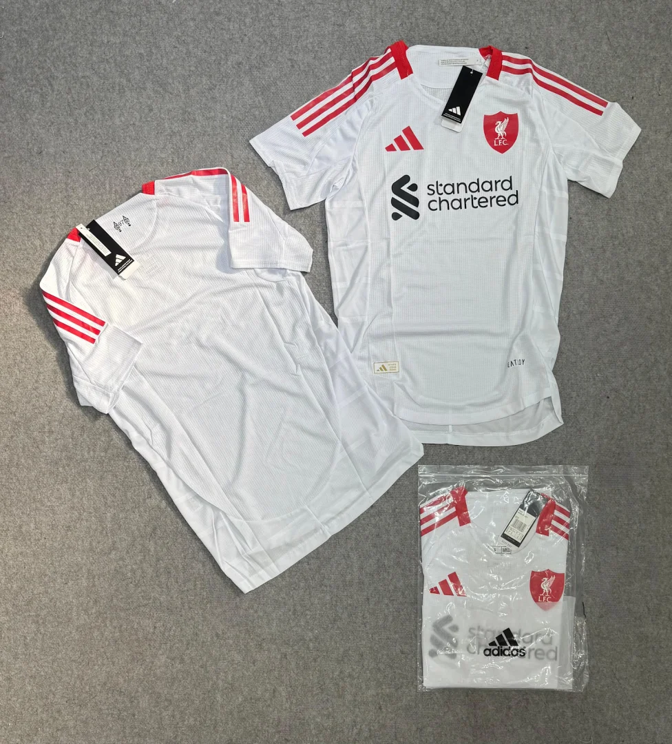 CAMISETA LIVERPOOL SUPLENTE VERSION JUGADOR