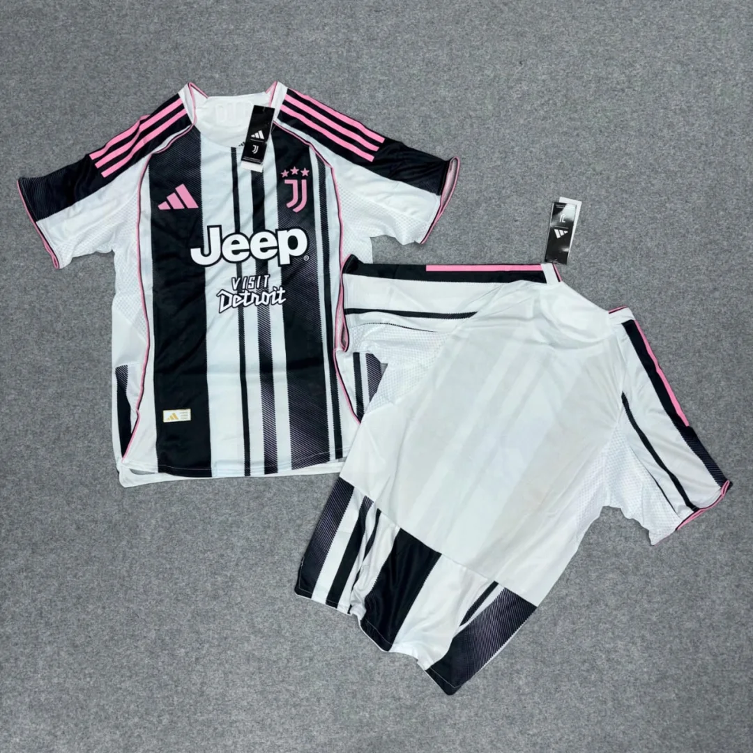 JUVENTUS TITULAR 