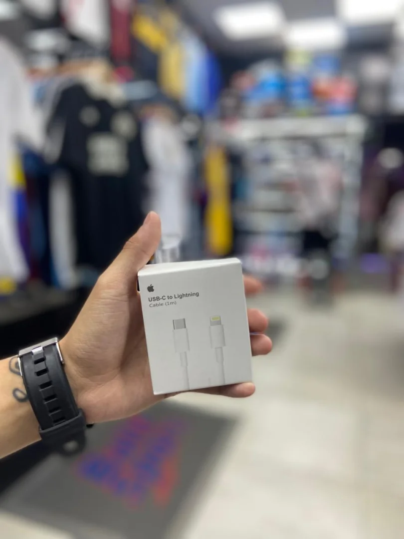 CABLE APPLE