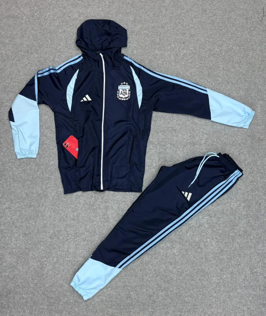 CONJUNTO  AFA SELECCION ARGENTINA ROMPEVIENTO / azul