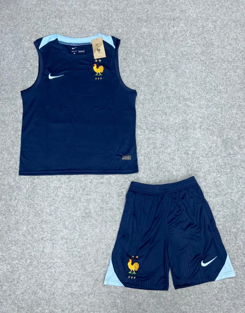 CONJUNTO FRANCIA
