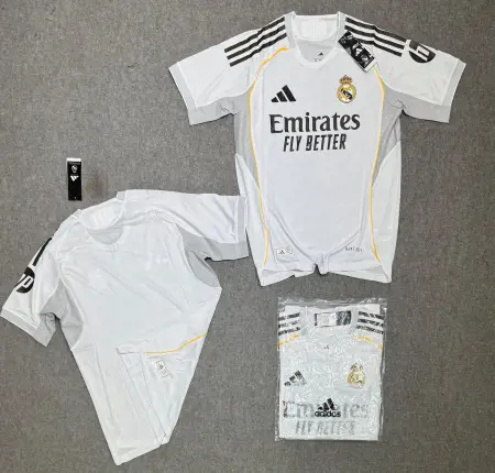 CAMISETA REAL MADRID TITULAR VERSION JUGADOR