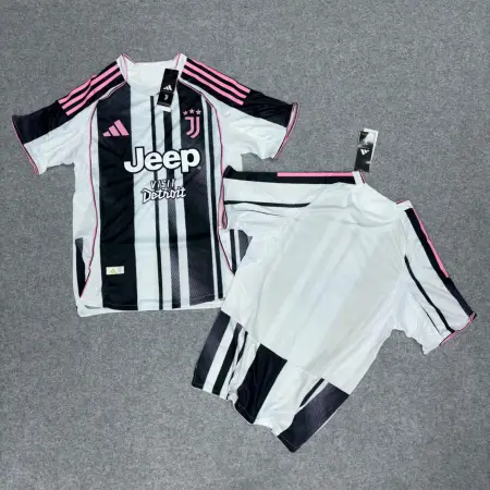 JUVENTUS TITULAR 