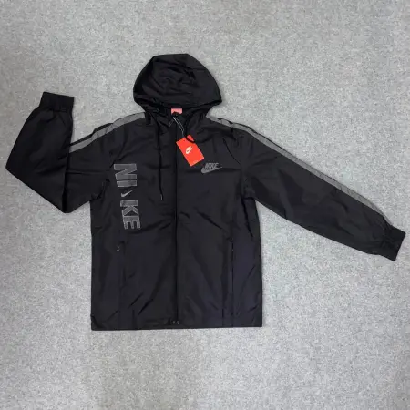 CAMPERA ROMPEVIENTO NIKE