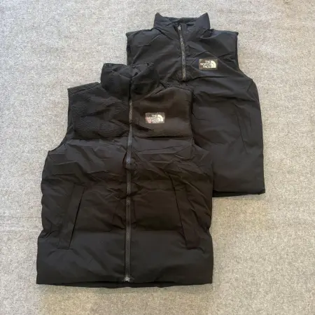 CHALECOS REVERSIBLES TNF