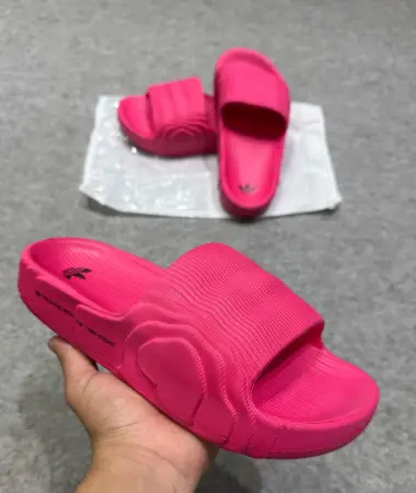 OJOTAS ADIDAS ADILETTE